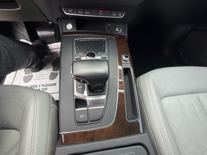 Audi Q5 2.0T Premium Plus quattro 2018