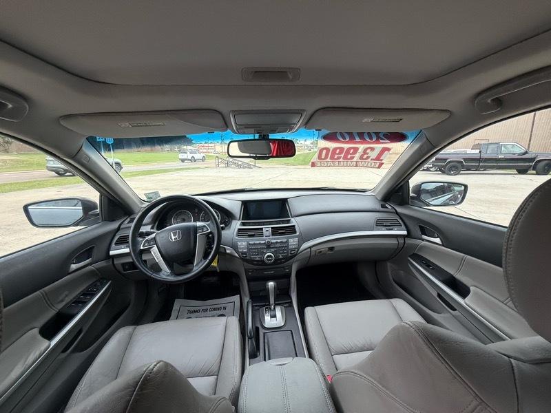 Honda Accord EX-L V-6 Sedan AT 2010