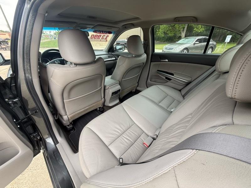 Honda Accord EX-L V-6 Sedan AT 2010