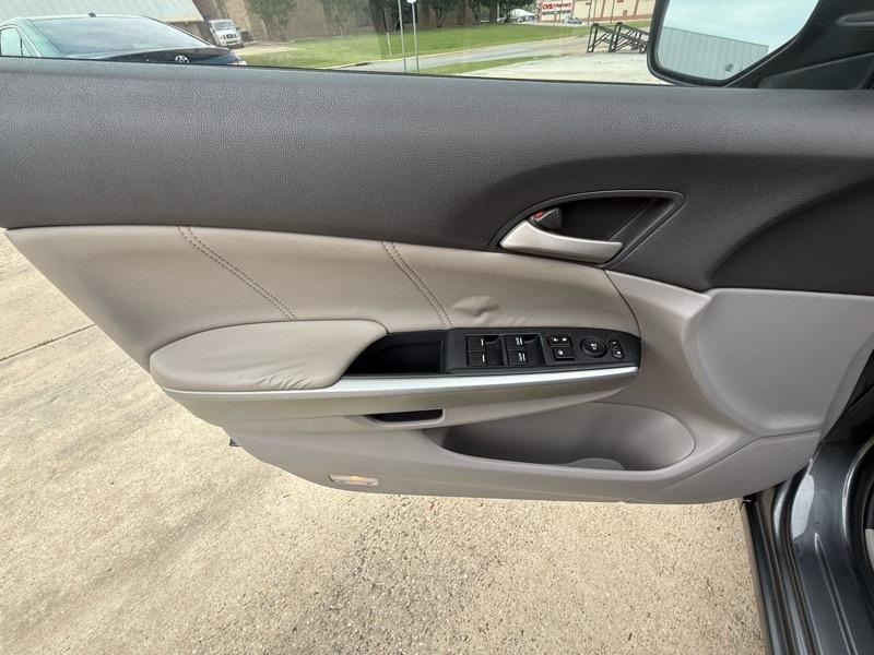 Honda Accord EX-L V-6 Sedan AT 2010