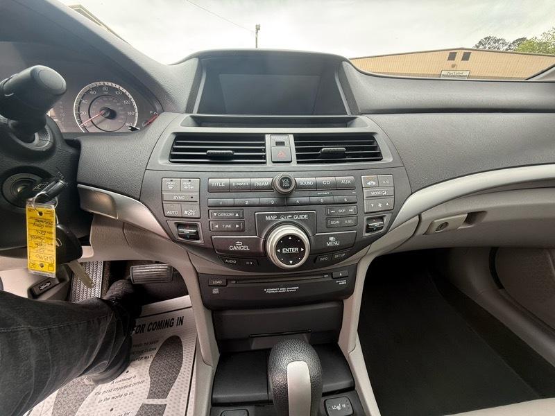 Honda Accord EX-L V-6 Sedan AT 2010