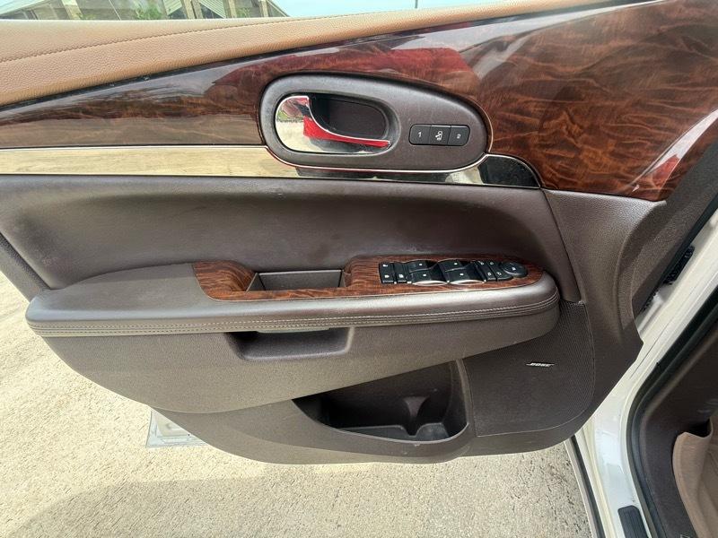 Buick Enclave Premium FWD 2013