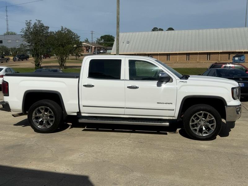 GMC Sierra 1500 4WD Crew Cab 143.5" SLT 2018