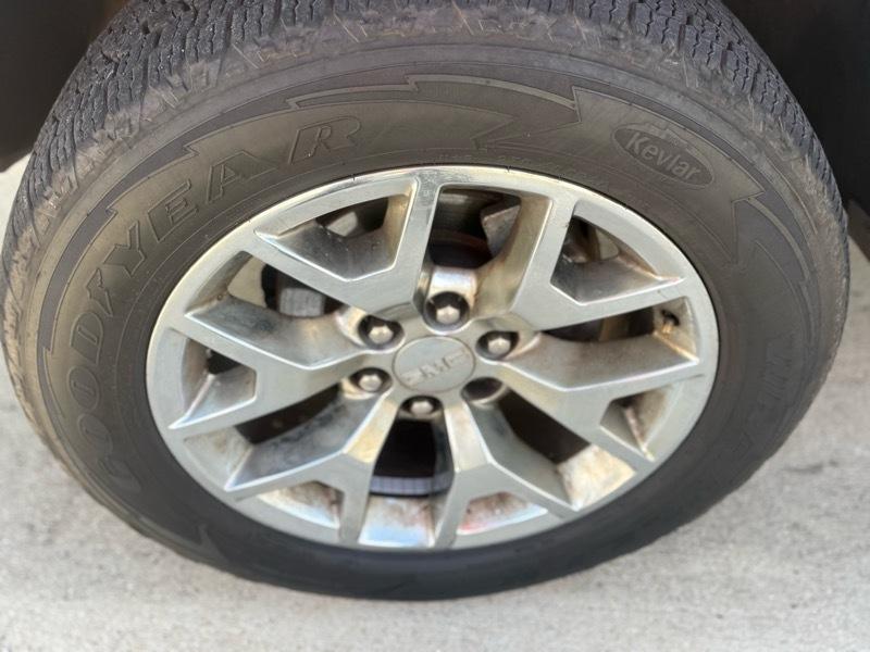 GMC Sierra 1500 4WD Crew Cab 143.5" SLT 2018