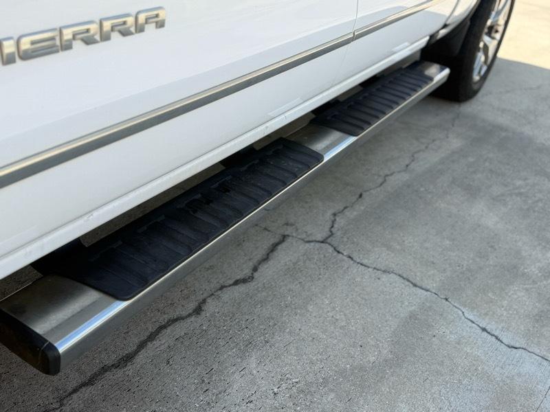 GMC Sierra 1500 4WD Crew Cab 143.5" SLT 2018