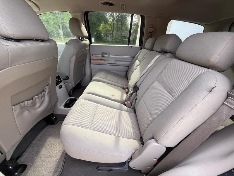 Chrysler Aspen Limited 2WD 2007