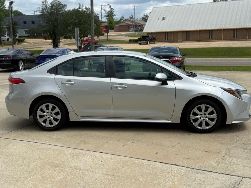 Toyota Corolla LE 2020