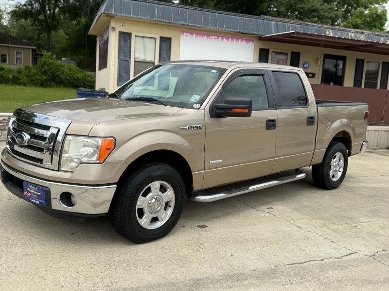 Ford F-150 2WD SuperCrew 145" XLT 2012