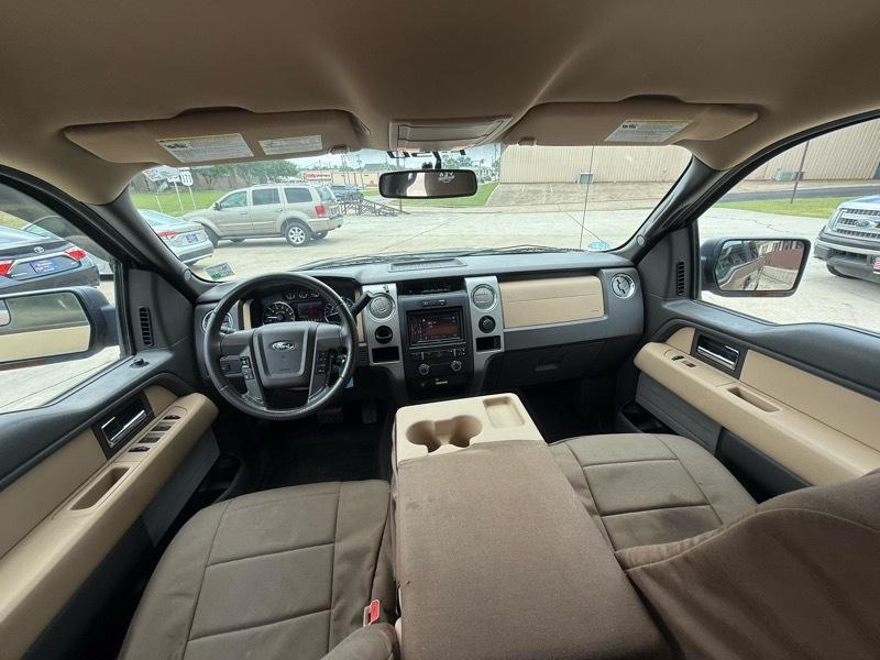 Ford F-150 2WD SuperCrew 145" XLT 2012