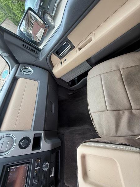 Ford F-150 2WD SuperCrew 145" XLT 2012