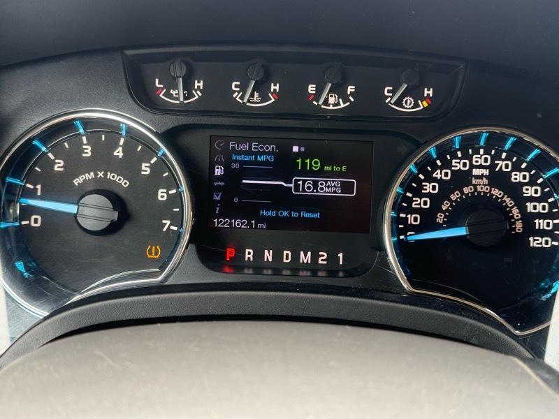 Ford F-150 2WD SuperCrew 145" XLT 2012