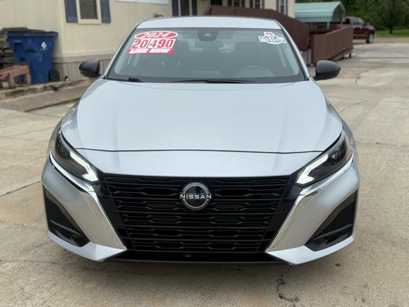 Nissan Altima 2.5 SV 2024