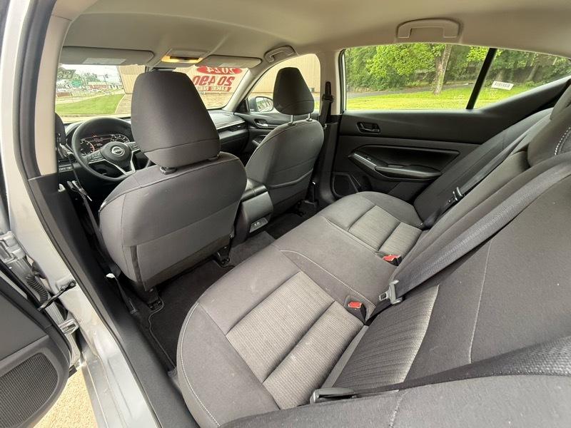 Nissan Altima 2.5 SV 2024