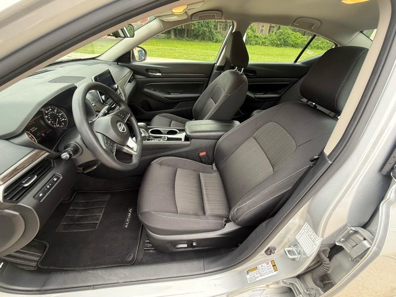 Nissan Altima 2.5 SV 2024