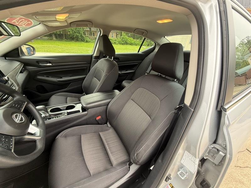 Nissan Altima 2.5 SV 2024