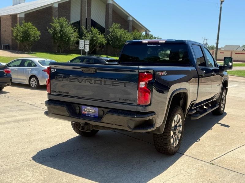 Chevrolet Silverado 2500HD Custom Crew Cab Short Box 4WD 2022