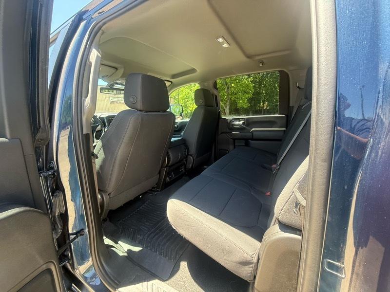 Chevrolet Silverado 2500HD Custom Crew Cab Short Box 4WD 2022
