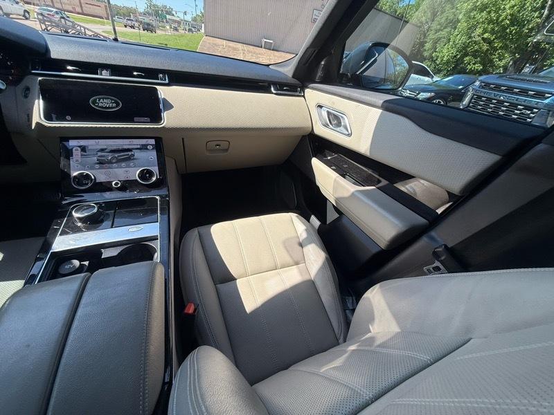 Land Rover Range Rover Velar R-Dynamic SE 2018