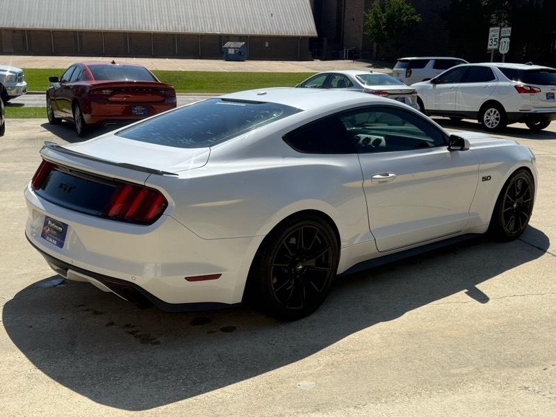 Ford Mustang GT Premium Coupe 2017