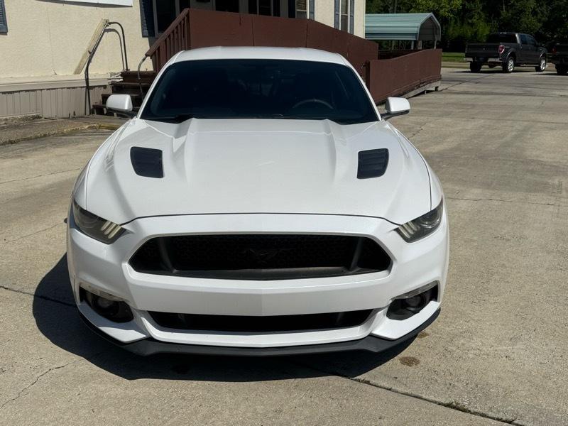 Ford Mustang GT Premium Coupe 2017