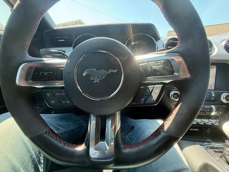 Ford Mustang GT Premium Coupe 2017