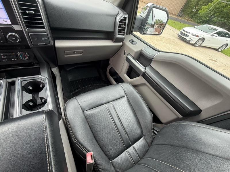 Ford F-150 4WD SuperCab 145" XLT 2018