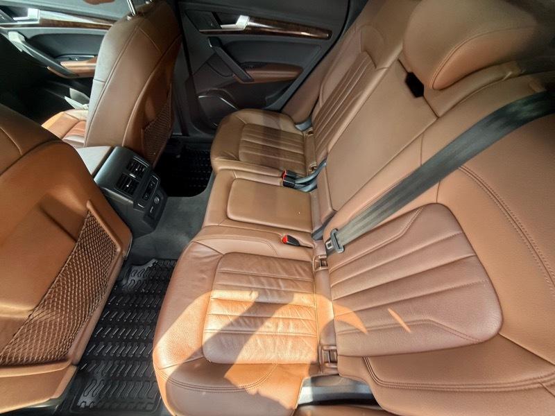 Audi Q5 2.0T Premium Plus quattro 2020
