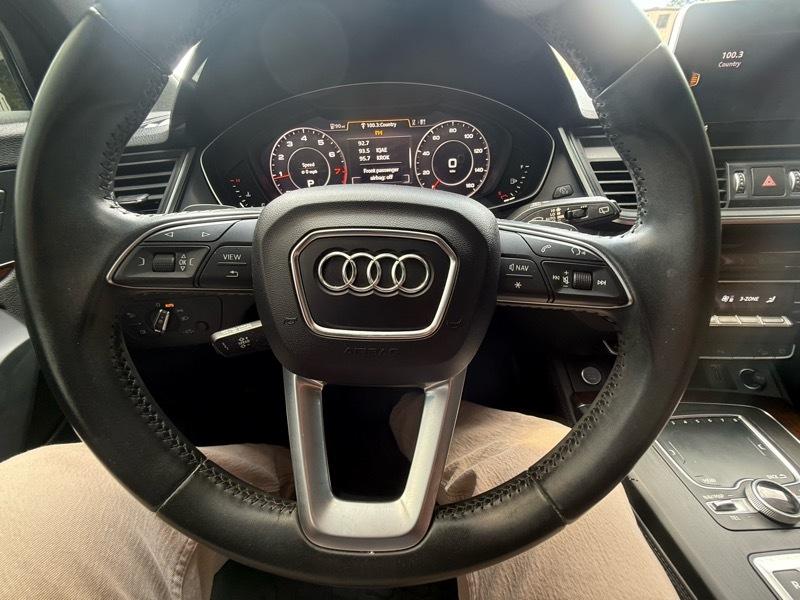Audi Q5 2.0T Premium Plus quattro 2020