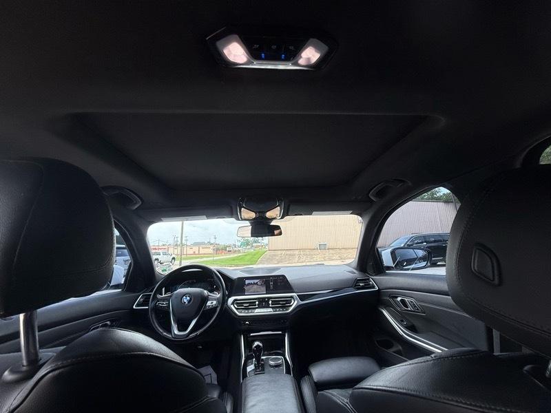 BMW 3-Series 330i 2019
