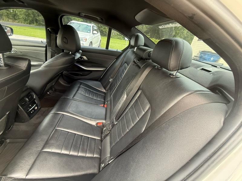 BMW 3-Series 330i 2019