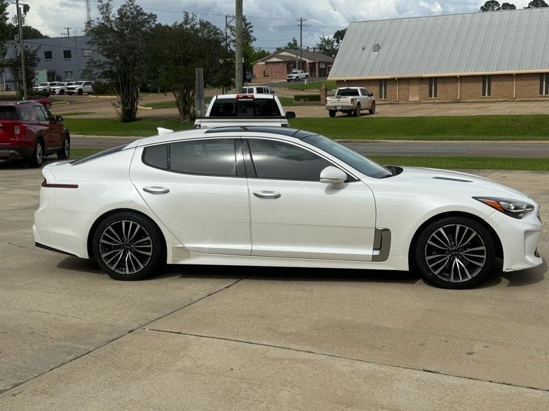 Kia Stinger Premium 2018