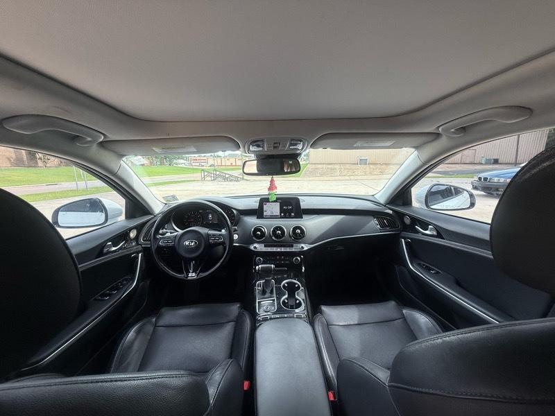 Kia Stinger Premium 2018