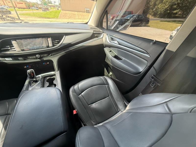 Buick Enclave Essence FWD 2019