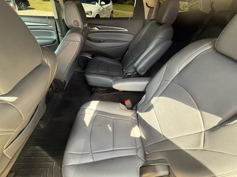 Buick Enclave Essence FWD 2019