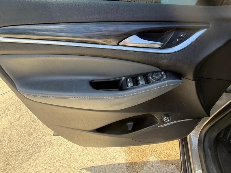 Buick Enclave Essence FWD 2019