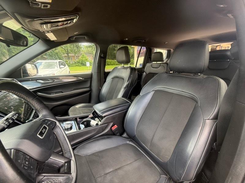 Jeep Grand Cherokee L Laredo 2021