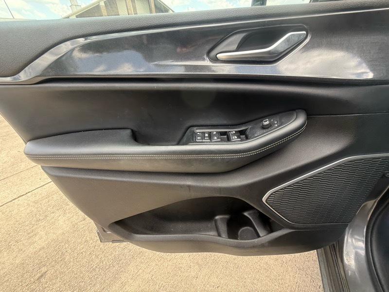 Jeep Grand Cherokee L Laredo 2021