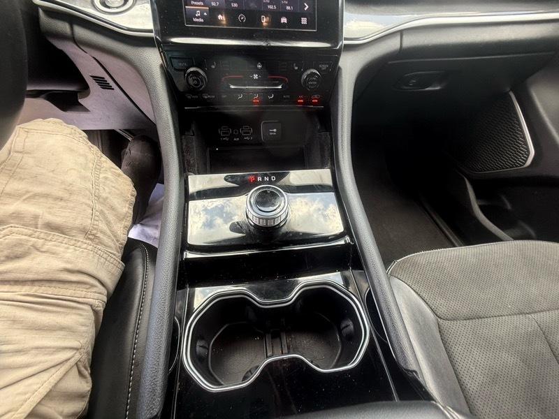 Jeep Grand Cherokee L Laredo 2021