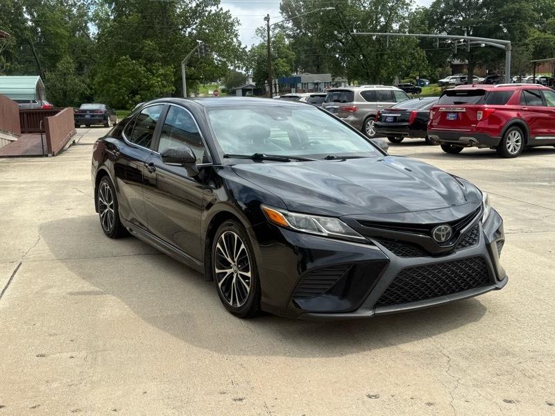 Toyota Camry LE 2018