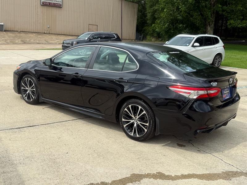 Toyota Camry LE 2018