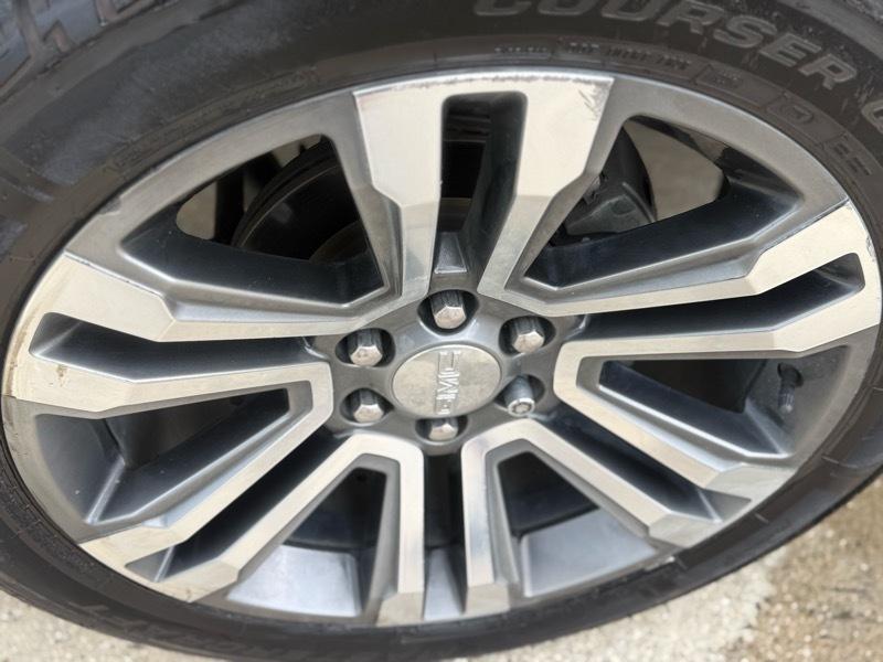 GMC Yukon Denali 2WD 2018