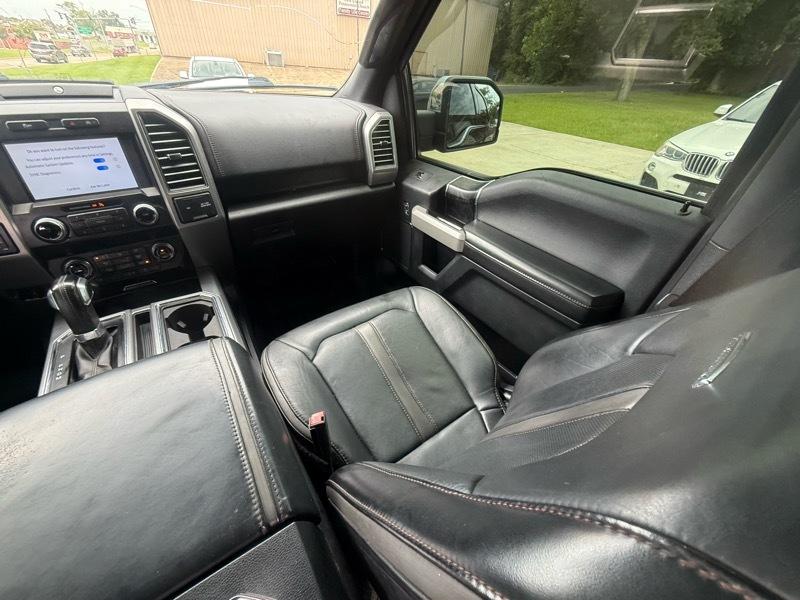 Ford F-150 4WD SuperCrew 145" Platinum 2019