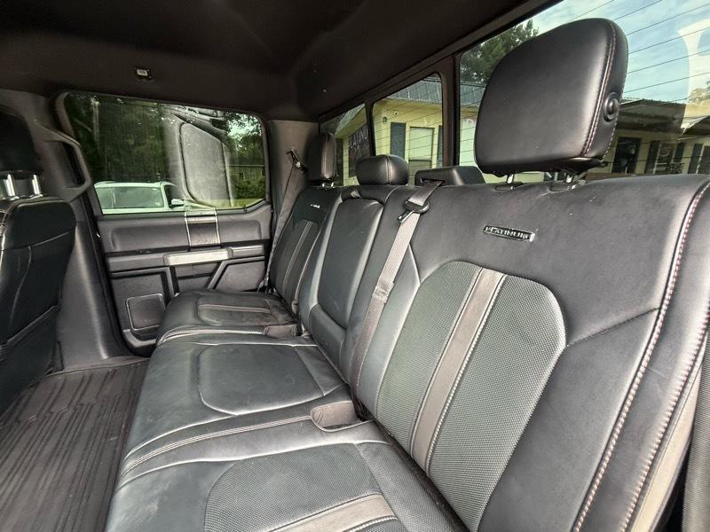Ford F-150 4WD SuperCrew 145" Platinum 2019