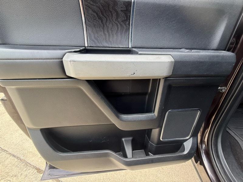 Ford F-150 4WD SuperCrew 145" Platinum 2019