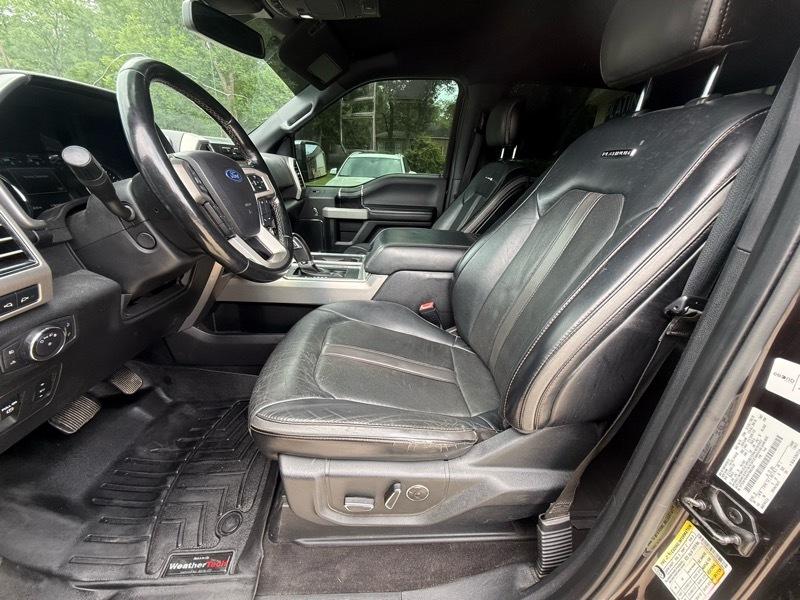 Ford F-150 4WD SuperCrew 145" Platinum 2019