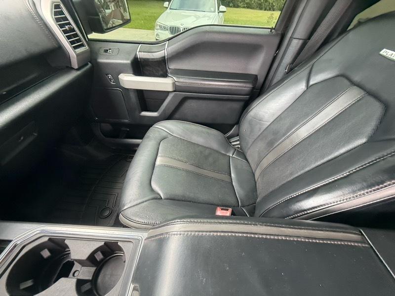 Ford F-150 4WD SuperCrew 145" Platinum 2019