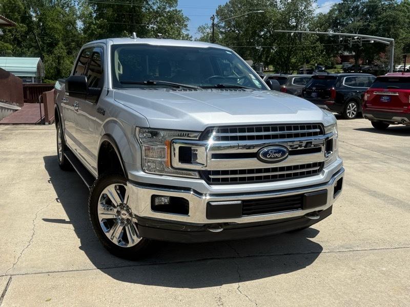 Ford F-150 4WD SuperCab 145" XLT 2018