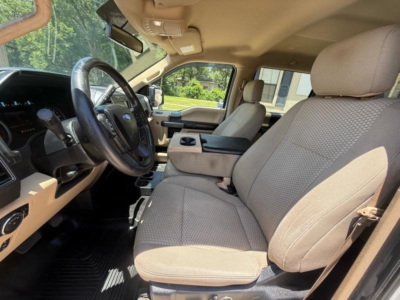 Ford F-150 4WD SuperCab 145" XLT 2018