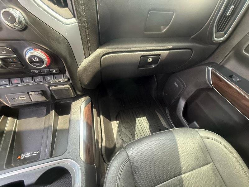 GMC Sierra 1500 Limited SLT Crew Cab Short Box 4WD 2022