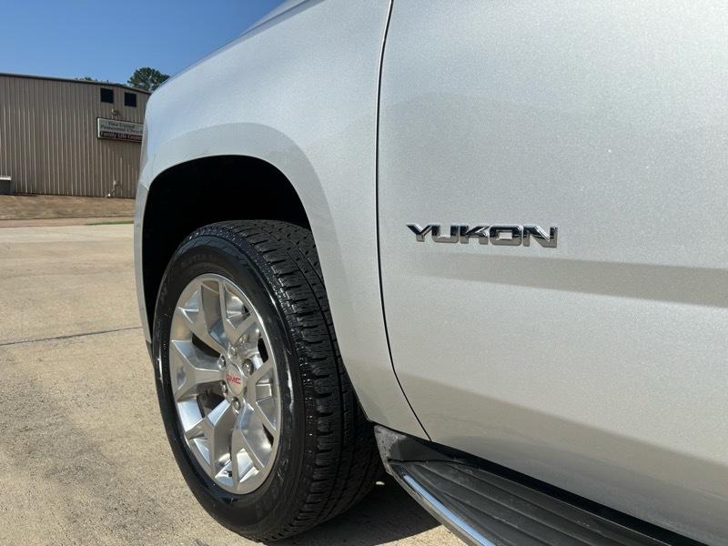 GMC Yukon SLE 2WD 2016